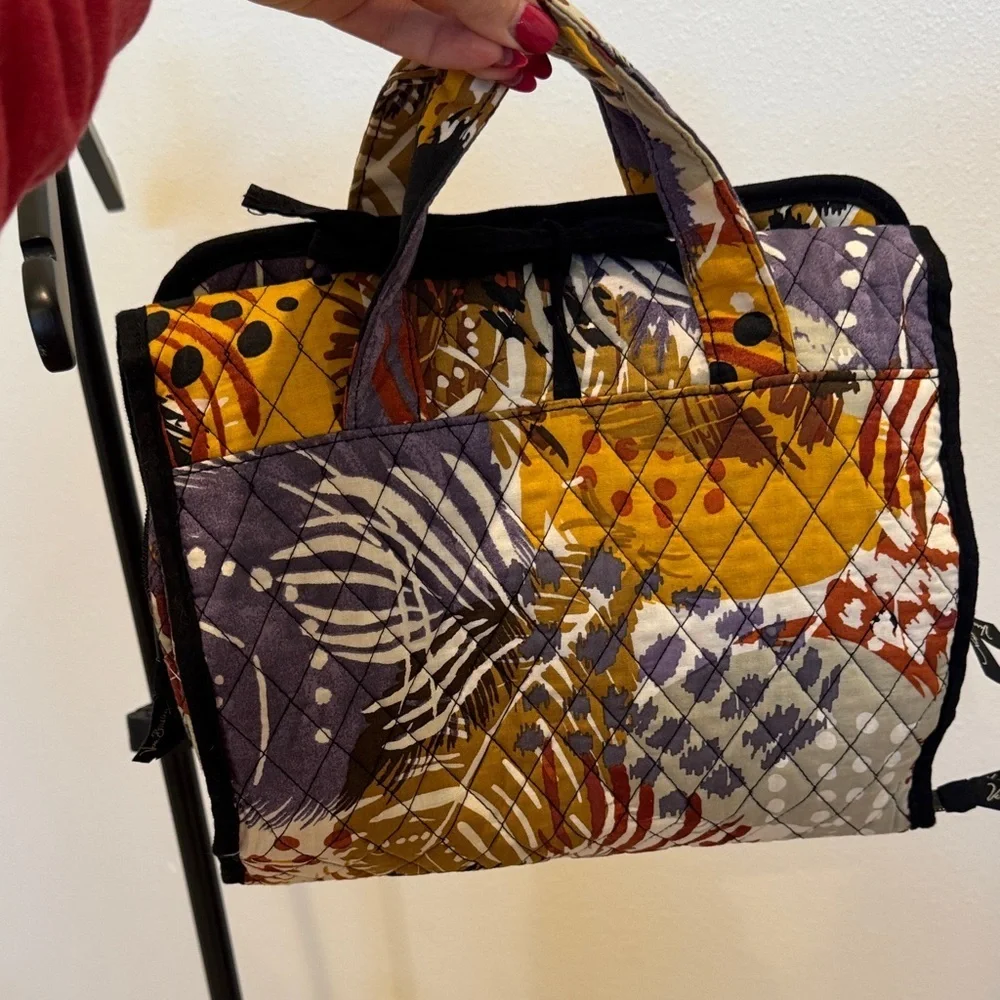 Vera Bradley stylish quilted